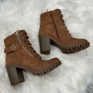 GBG Guess Brown Ankle Boots with Chunky Heel